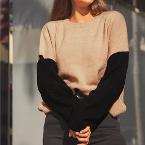 Lulu’s Nancie Beige and Black Colorblock Sweater Size Medium